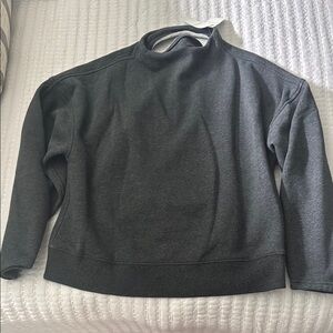 Abercrombie & Fitch crewneck